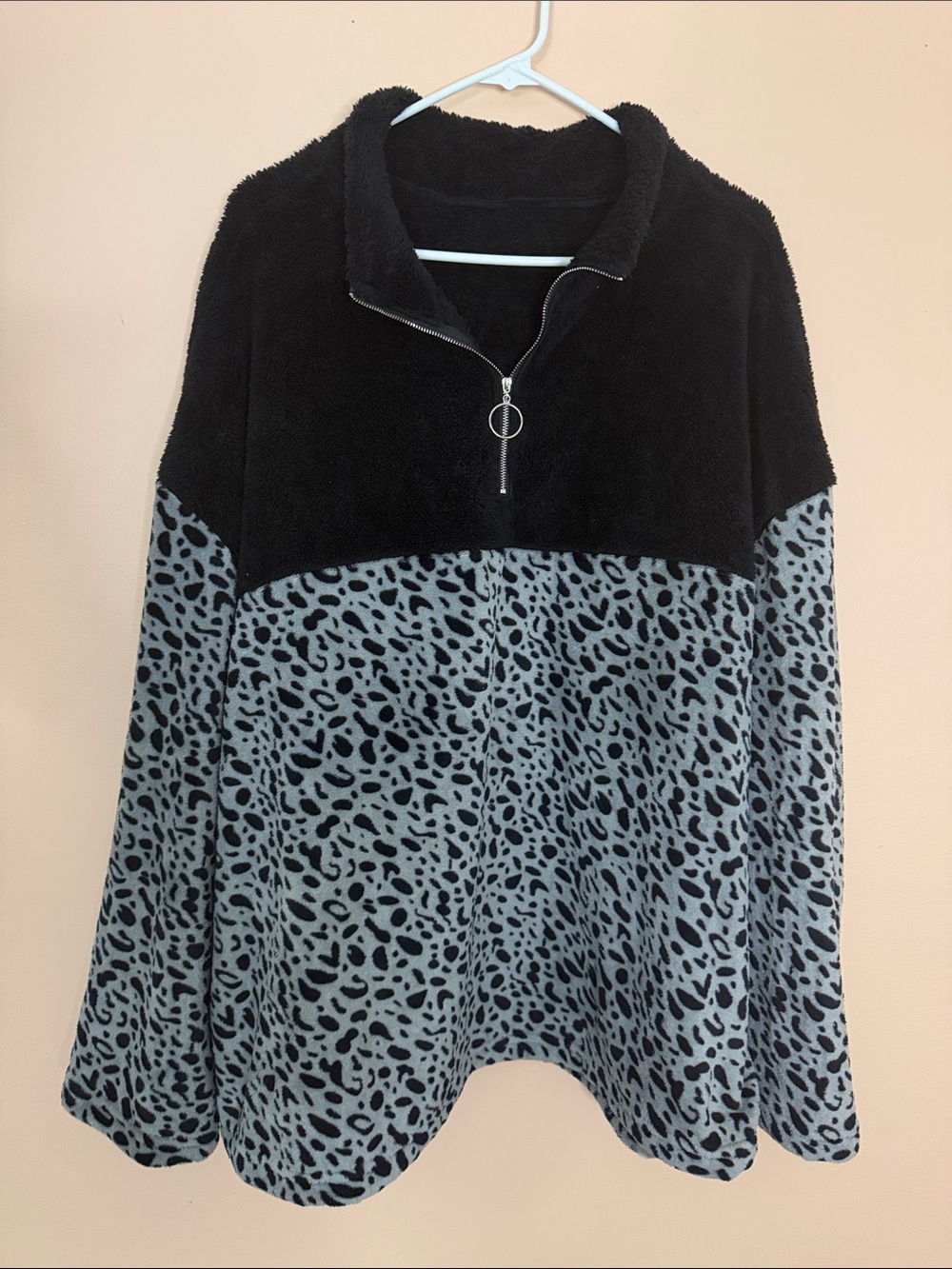 Women's Black & Gray Leopard Sherpa Half-Zip Pullover